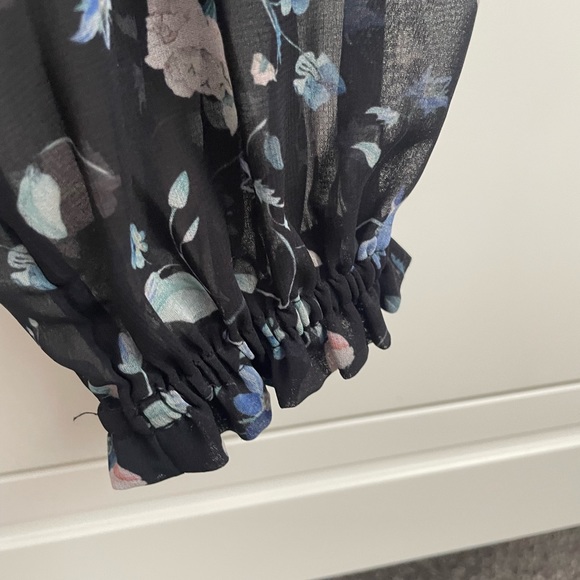 Wilfred Temptest Blouse - Picture 6 of 7